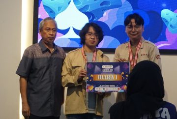 Mahasiswa DTETI UGM Juara 1 Kategori Umum di UBAYA Bridge Competition X