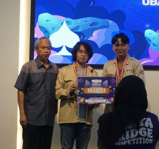 Mahasiswa DTETI UGM Juara 1 Kategori Umum di UBAYA Bridge Competition X