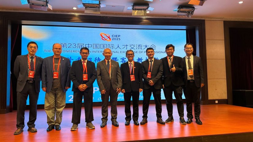 Dosen DTETI FT UGM Hadiri Konferensi Internasional di Shanghai